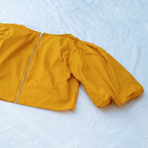Fun, vintage, 100% cotton, mustard yellow, bubble sleeve crop top - Picture 4 of 5